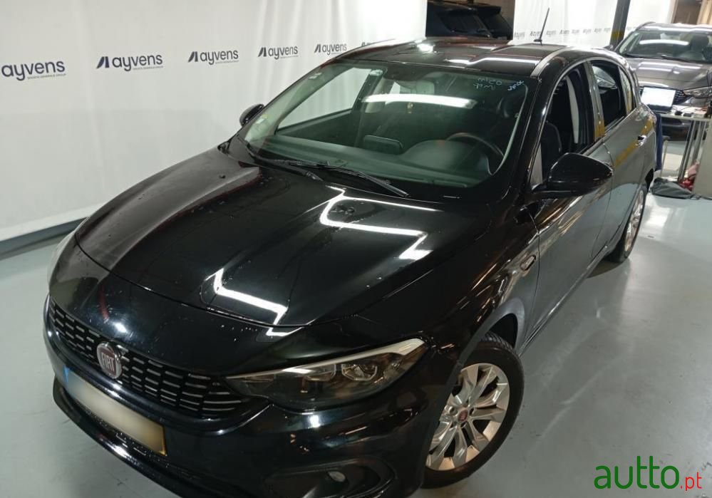 2019' Fiat Tipo 1.3 M-Jet Lounge photo #1