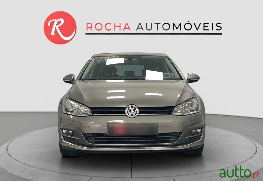 2015' Volkswagen Golf photo #2