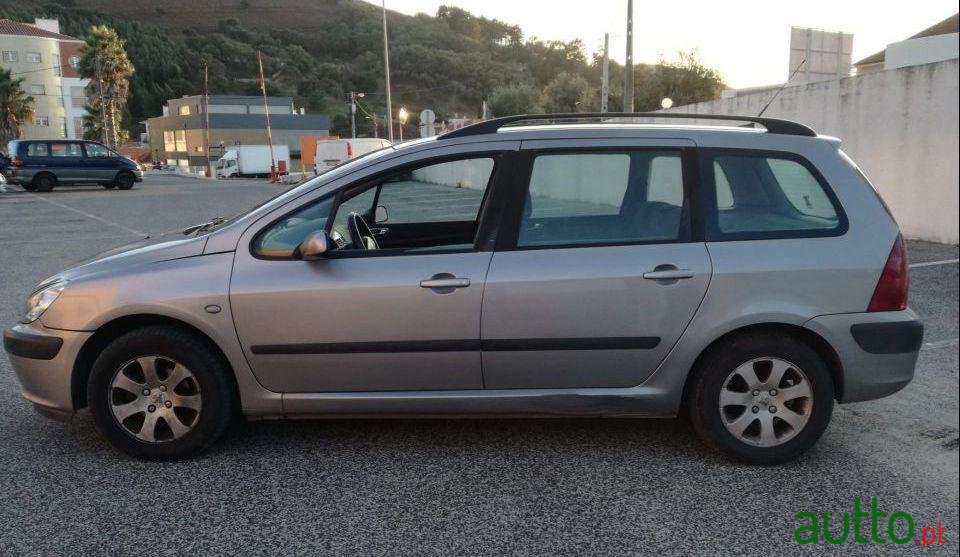 2003' Peugeot 307 Sw photo #4