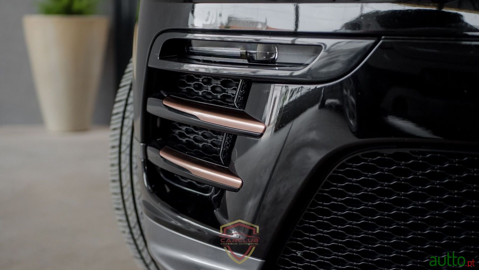 2018' Land Rover Velar photo #6