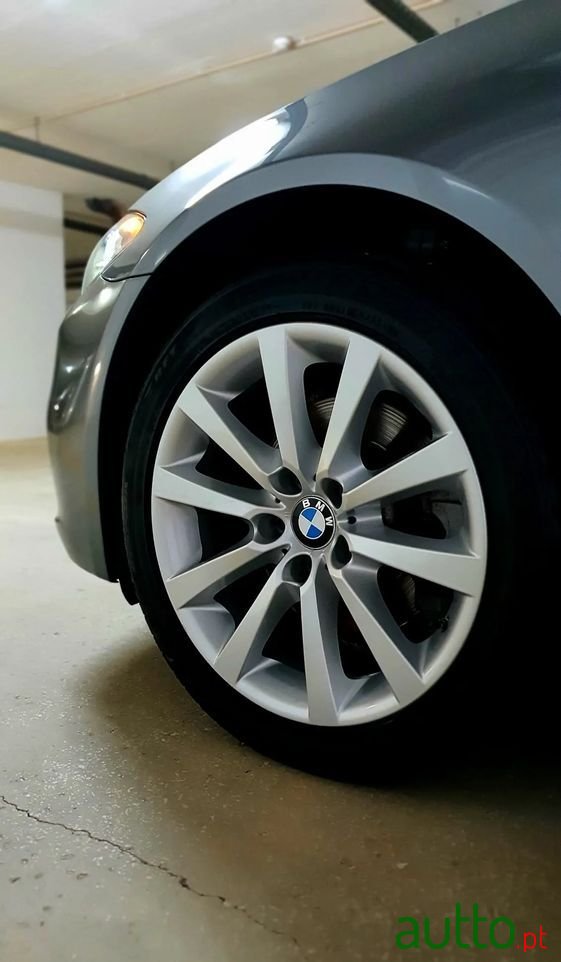 2016' BMW 520 D Auto photo #6