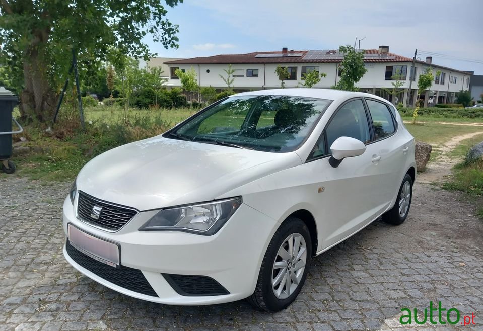 2014' SEAT Ibiza photo #3