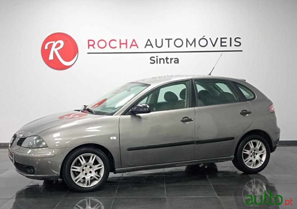 2005' SEAT Ibiza photo #1