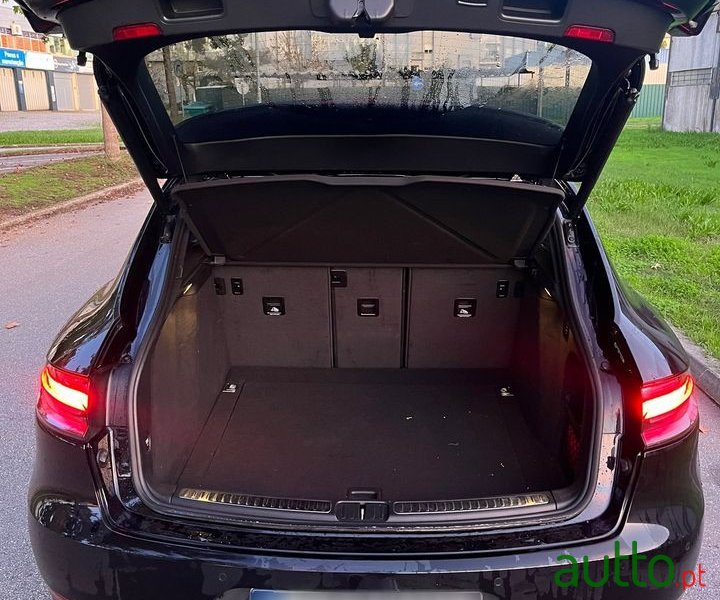 2019' Porsche Macan photo #6