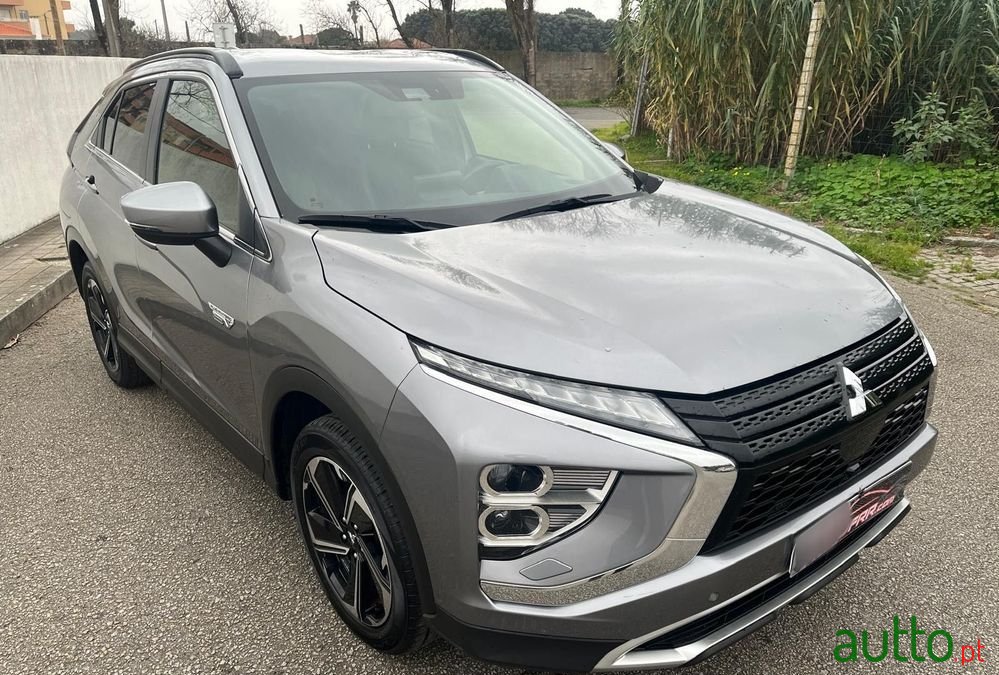2022' Mitsubishi Eclipse Cross photo #3