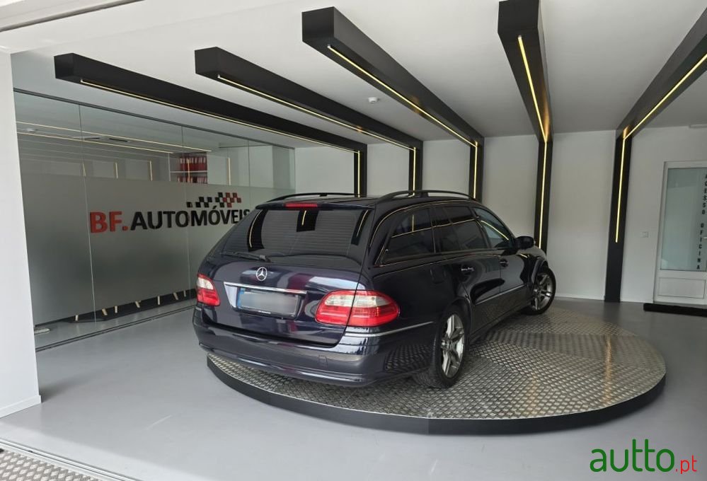 2003' Mercedes-Benz E 320 photo #5