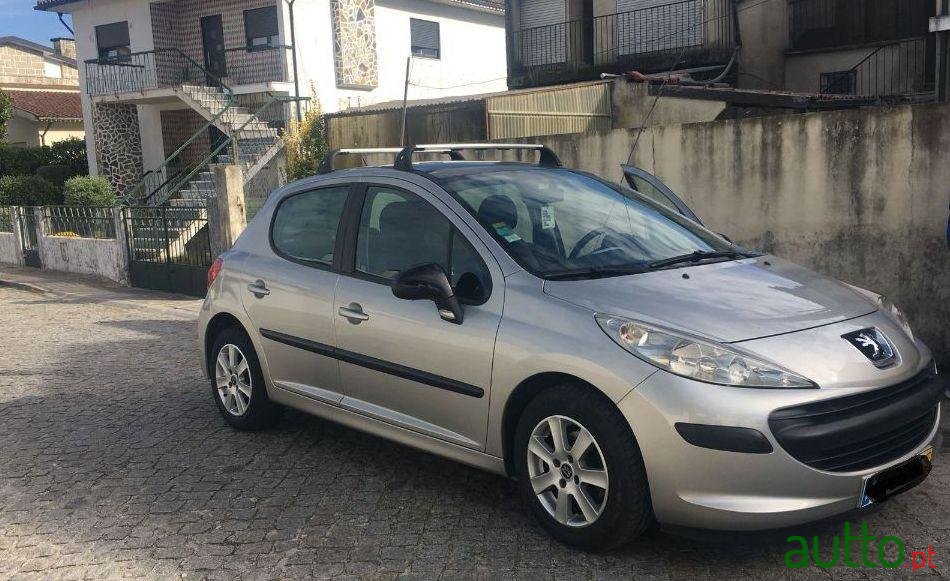 2007' Peugeot 207 photo #1