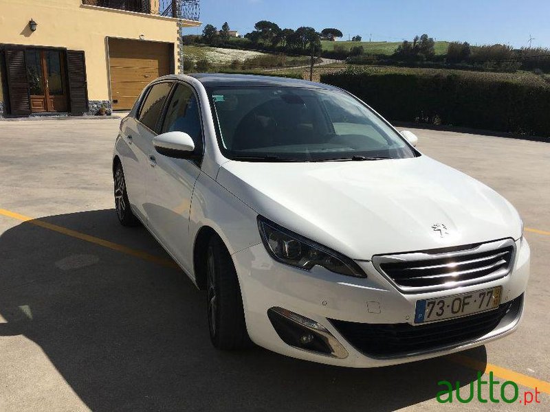 2013' Peugeot 308 Allure photo #1