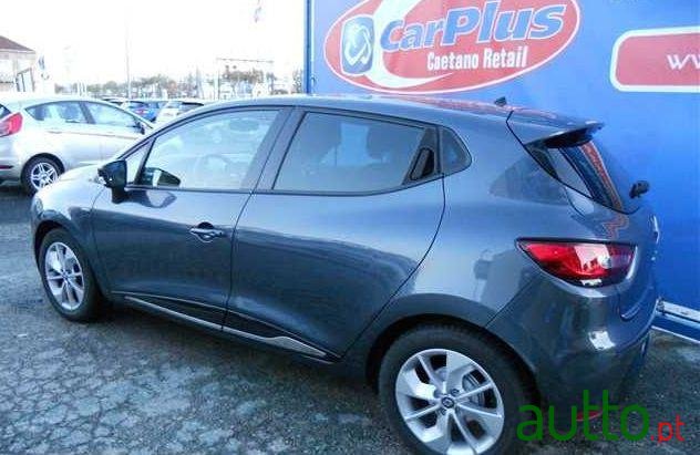 2017' Renault Clio photo #1