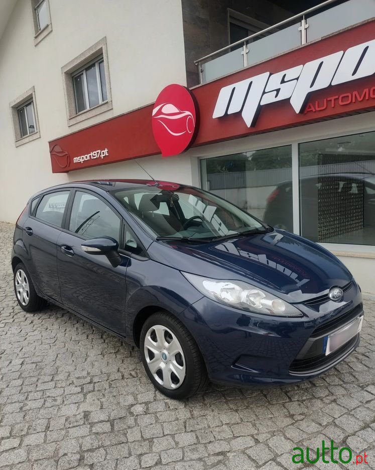 2011' Ford Fiesta 1.25 Trend photo #2