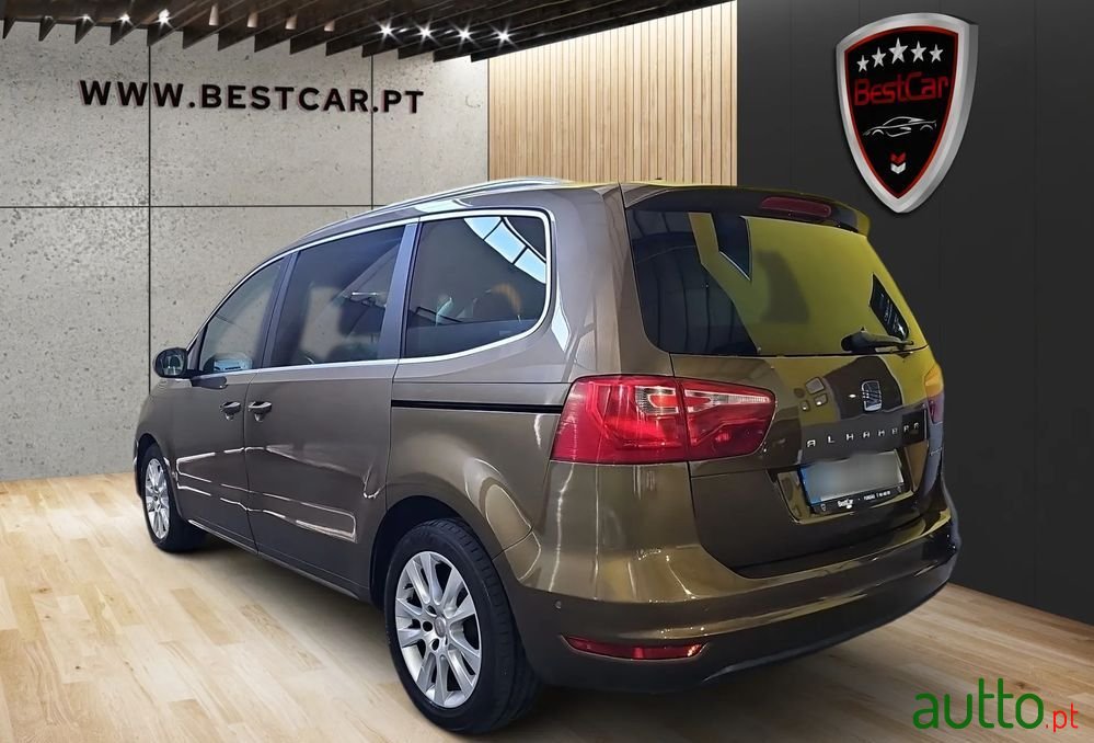 2011' SEAT Alhambra photo #4