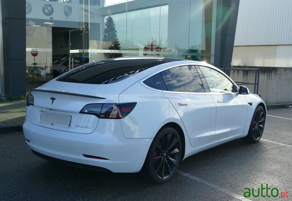 2020' Tesla Model 3 photo #3