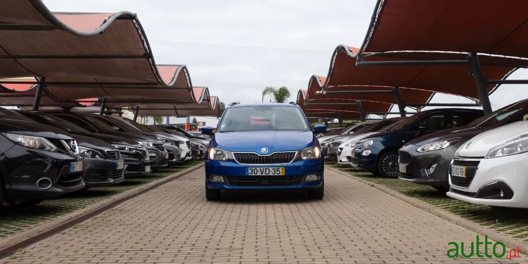 2018' Skoda Fabia Break photo #2