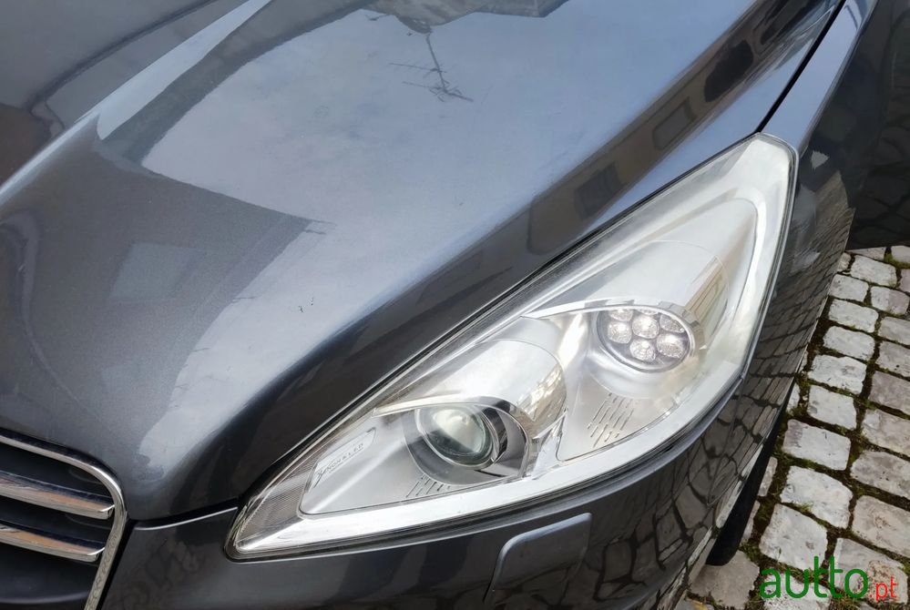 2011' Peugeot 508 photo #6