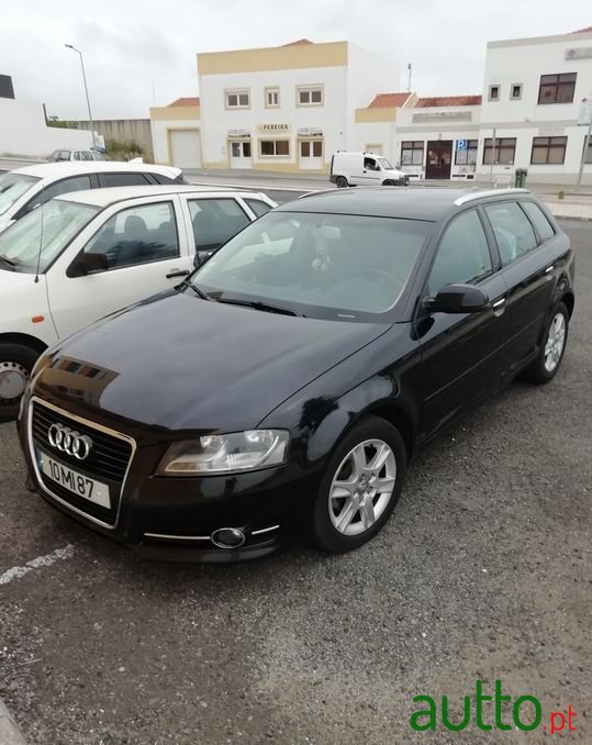 2011' Audi A3 Sportback photo #2