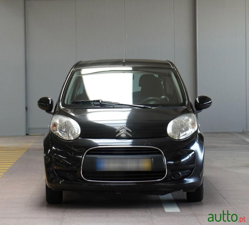 2012' Citroen C1 1.0 Vti Feel photo #2