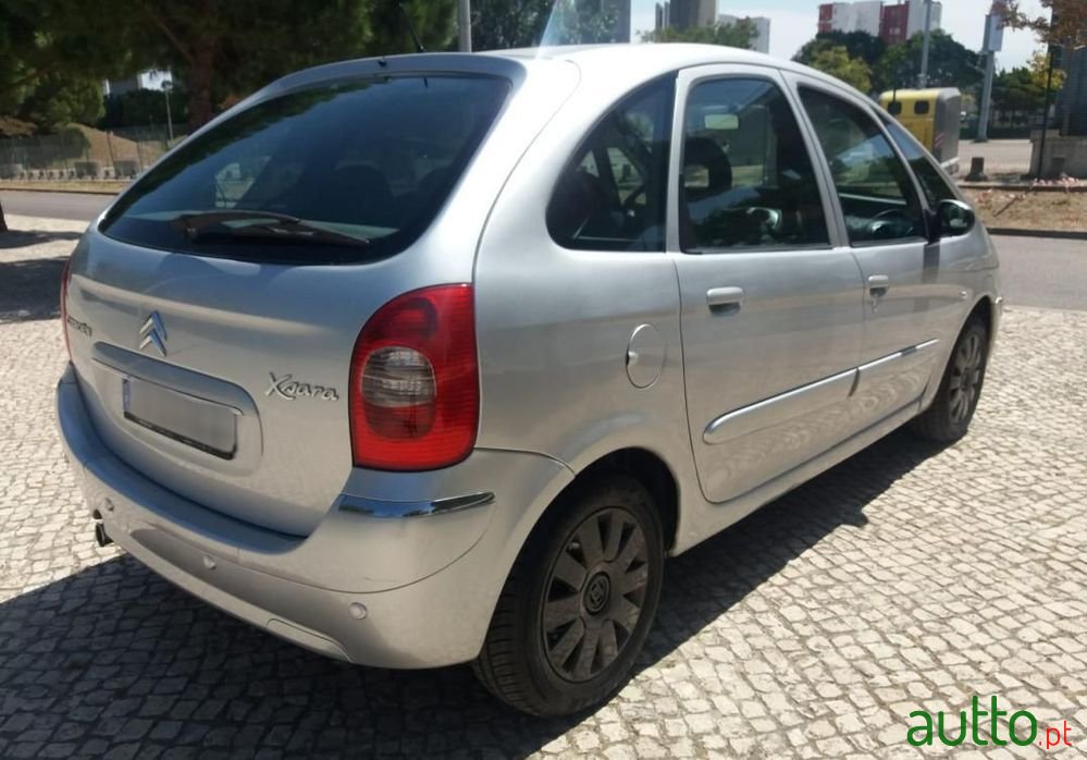 2005' Citroen Xsara Picasso photo #5