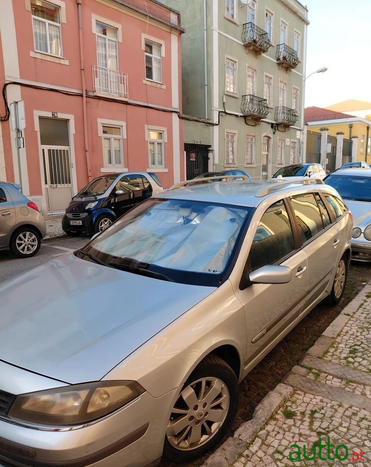 2007' Renault Laguna Break photo #4