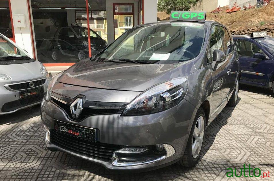 2015' Renault Scenic 1.5 Dci Sport Ss photo #2