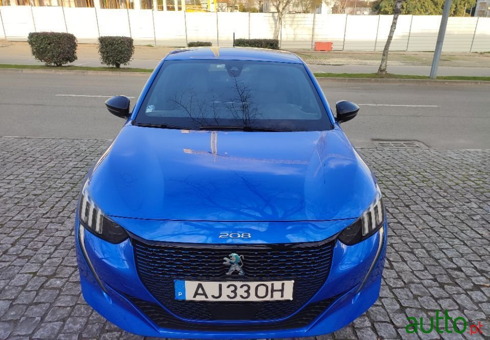 2020' Peugeot E-208 photo #2