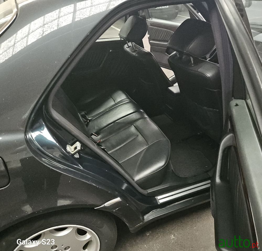 1996' Mercedes-Benz Classe C photo #1