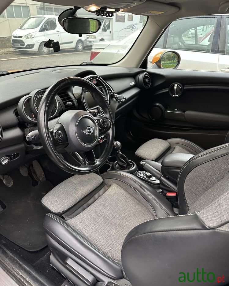 2017' MINI 3 Portas photo #5