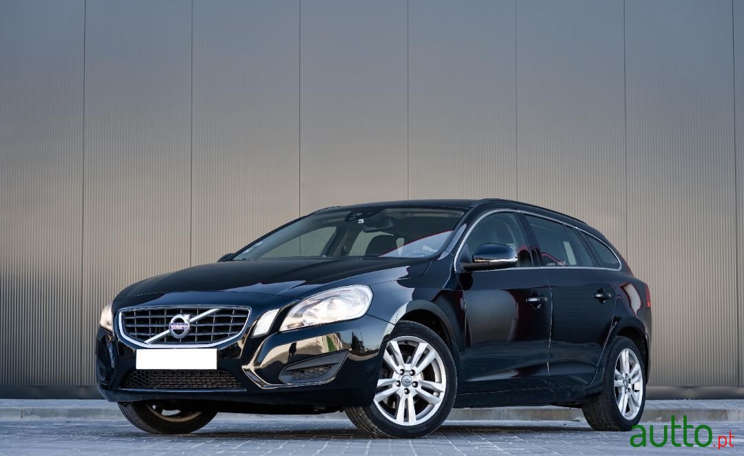 2011' Volvo V60 photo #1