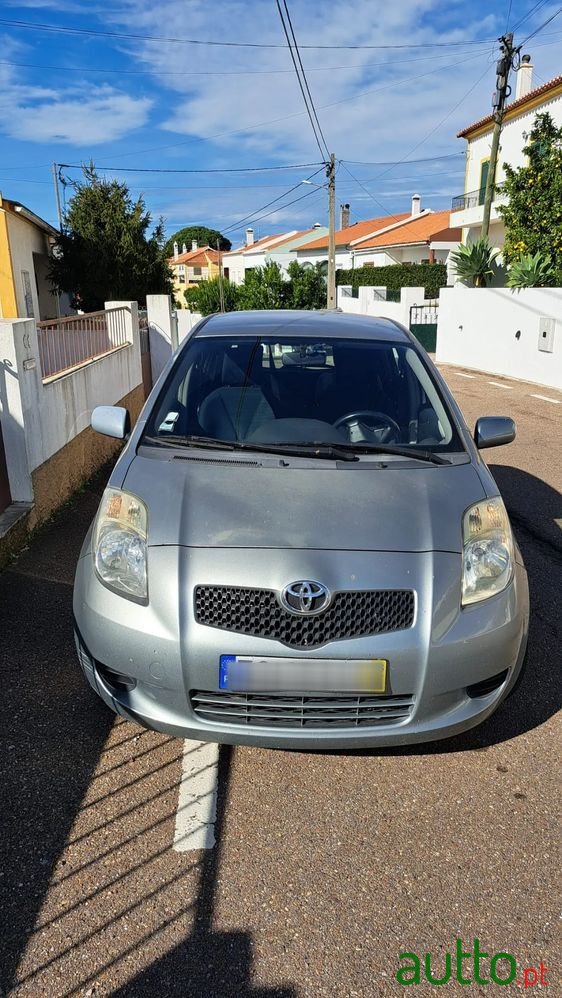 2006' Toyota Yaris 1.4 D-4D Ac photo #1