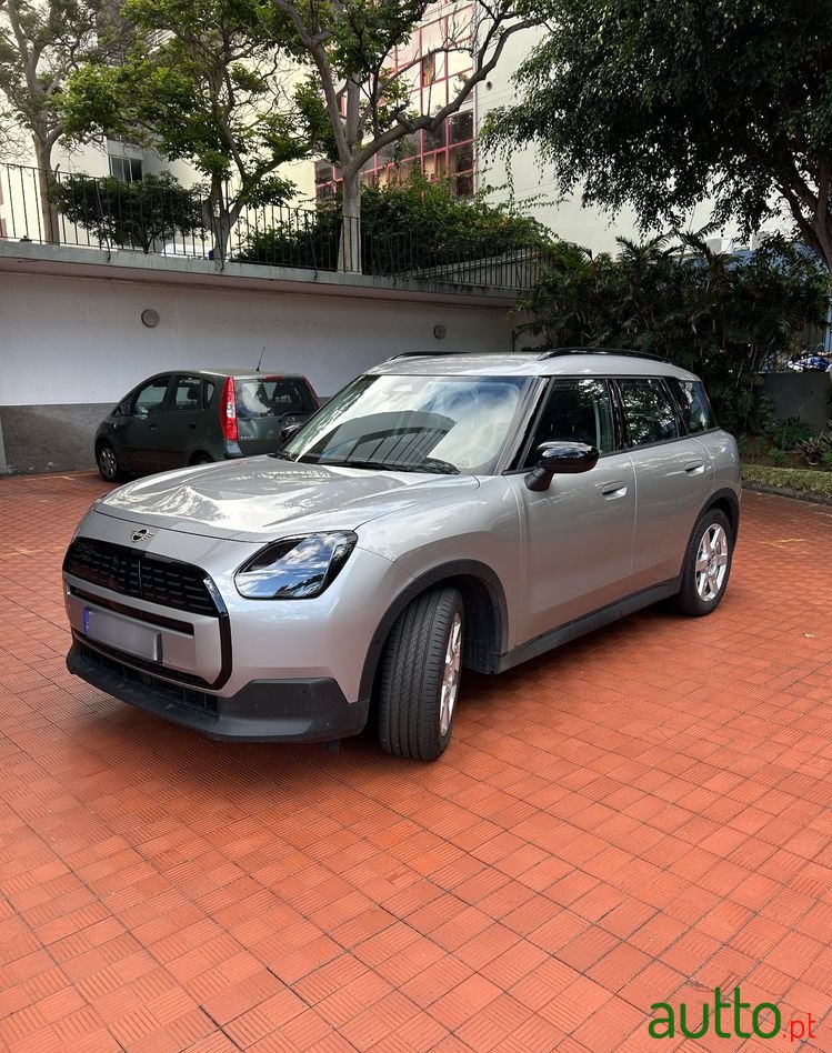 2024' MINI Countryman E Classic photo #1