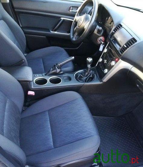 2009' Subaru Outback photo #2