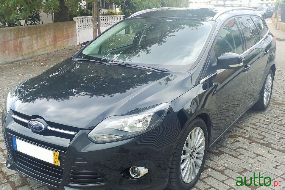 2012' Ford Focus Sw photo #6