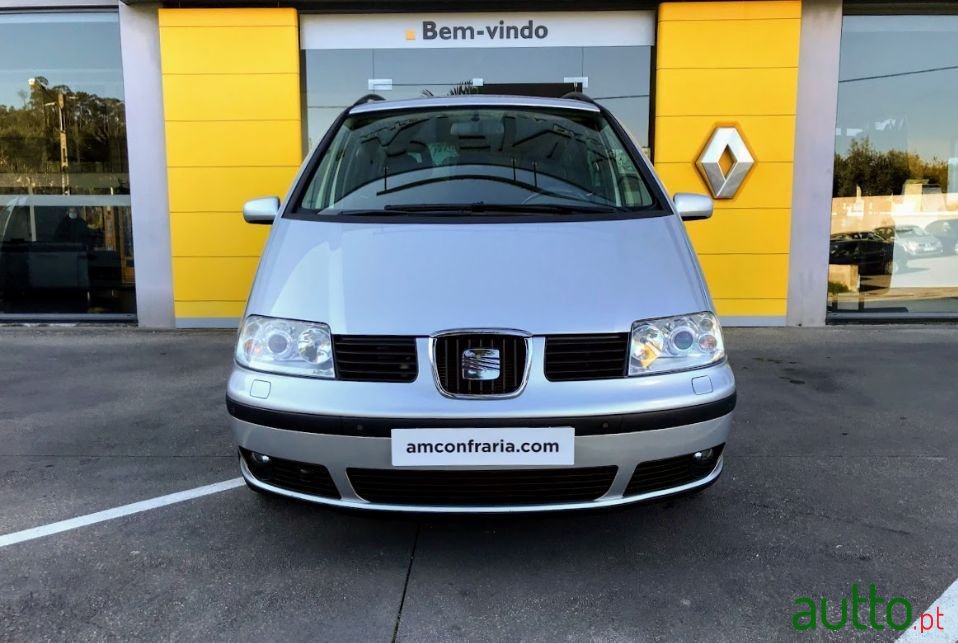 2007' SEAT Alhambra photo #2