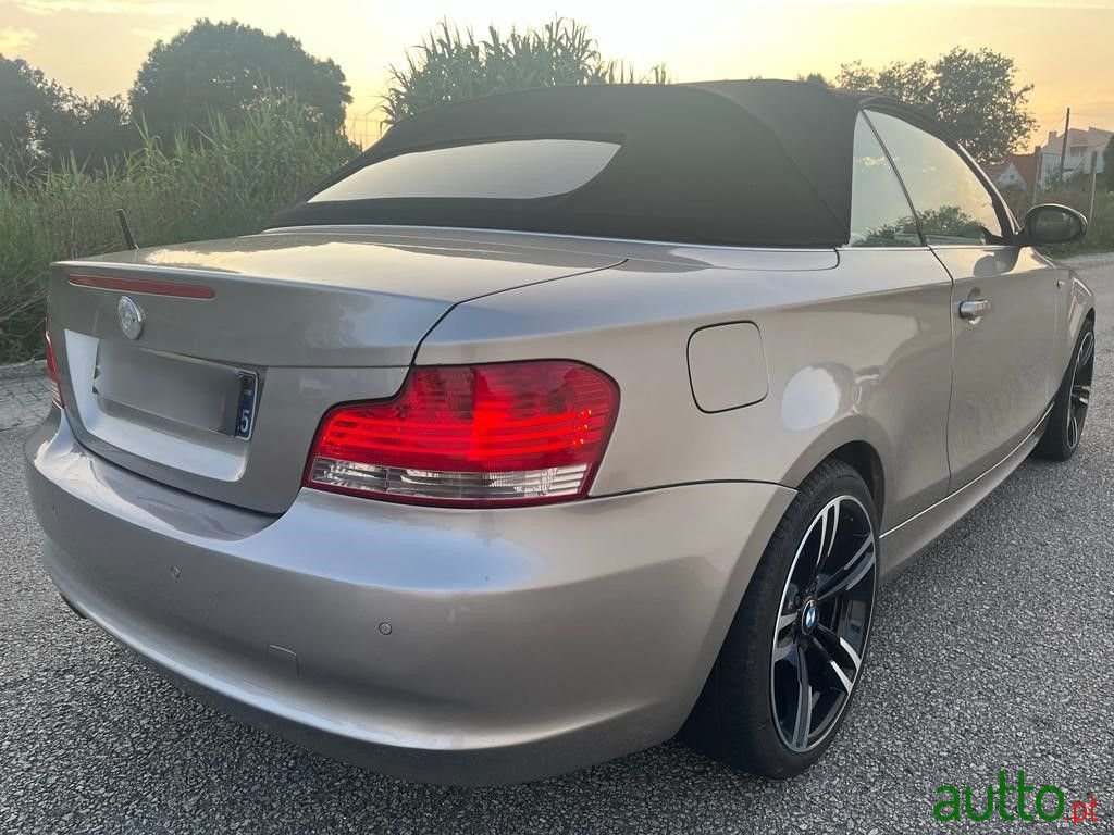 2008' BMW 120 photo #5