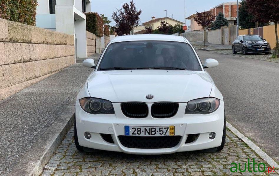 2009' BMW 118 M photo #2