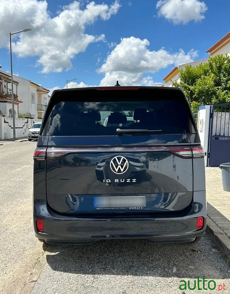2023' Volkswagen ID.Buzz photo #3