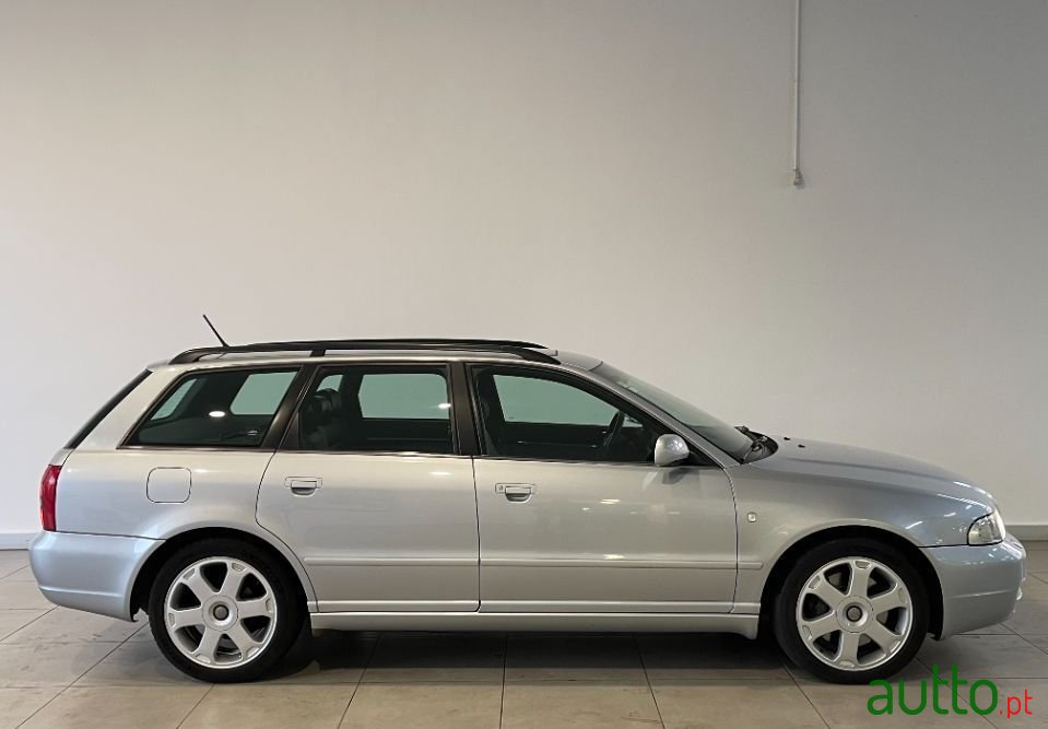 1999' Audi S4 Avant photo #4