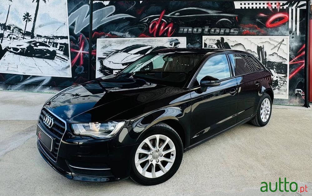 2014' Audi A3 Sportback photo #1