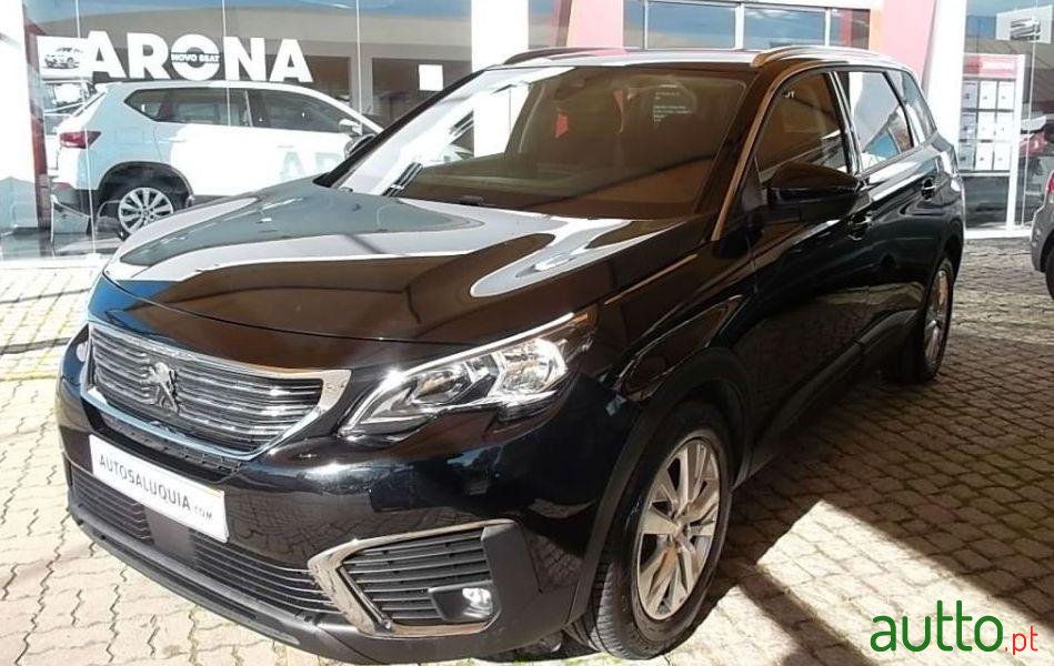 2018' Peugeot 5008 1.5 Bluehdi Active Gps photo #4