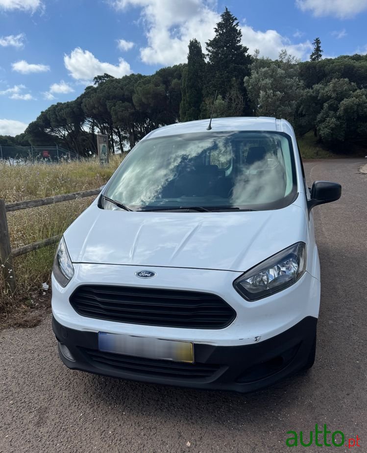 2015' Ford Courier photo #1