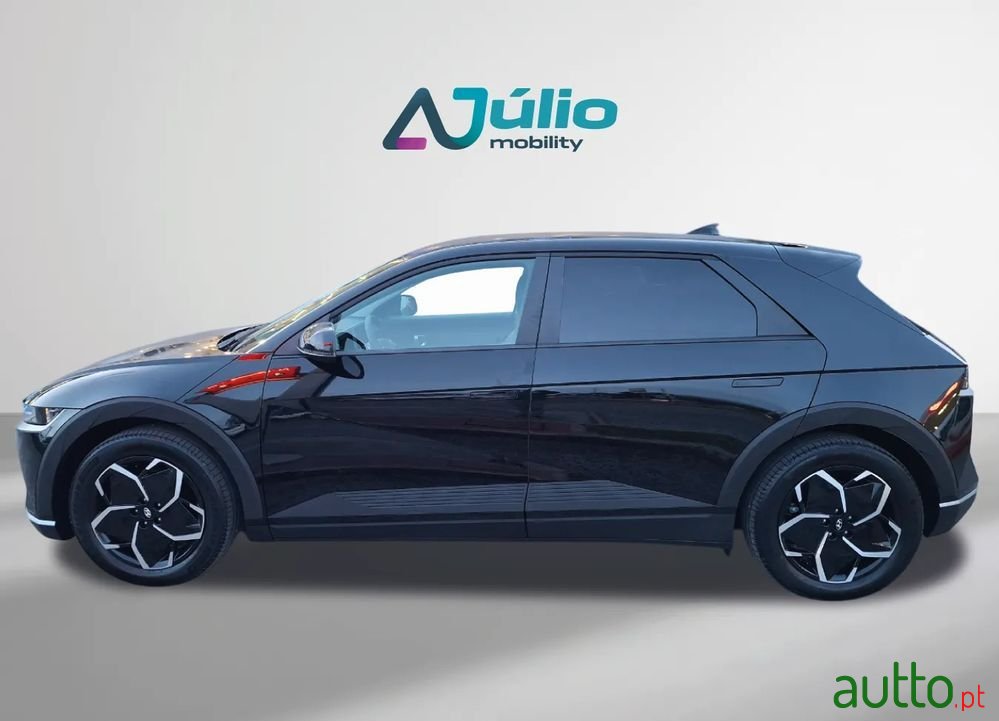 2024' Hyundai Ioniq 5 photo #1