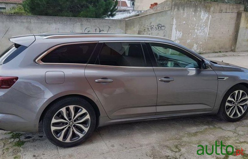 2016' Renault Talisman Sport Tourer photo #4