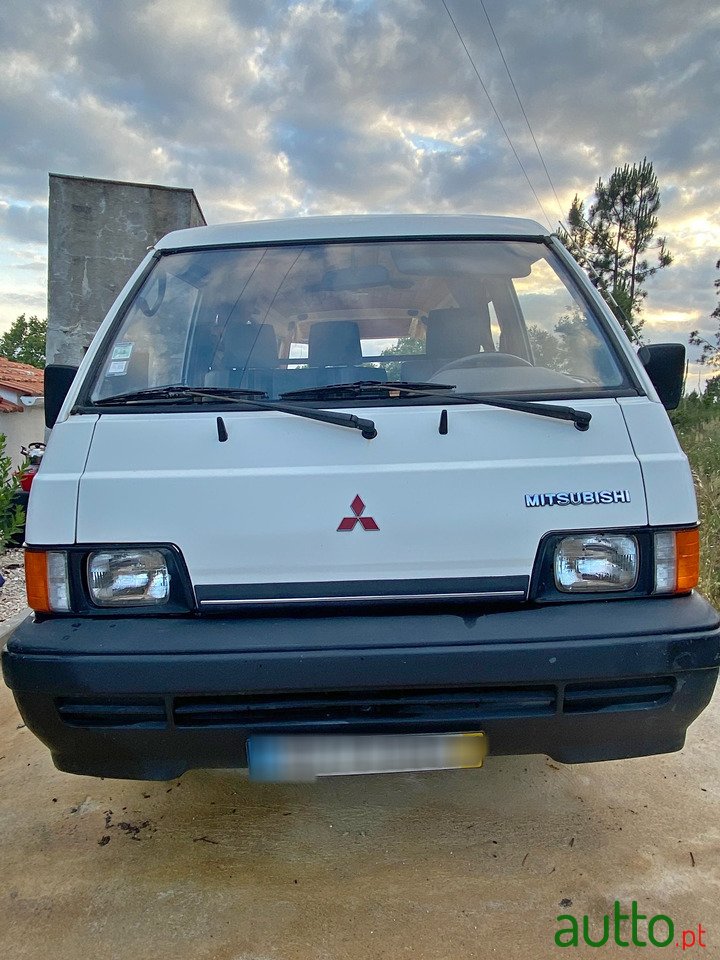 1992' Mitsubishi L300 photo #1