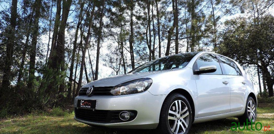 2010' Volkswagen Golf Tdi Confortline photo #1