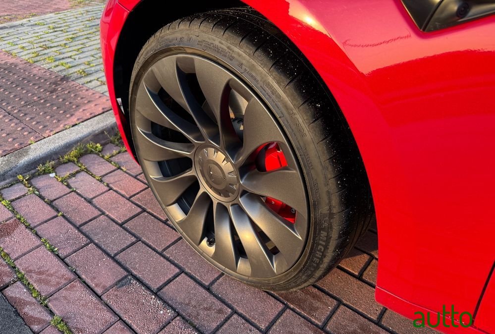 2023' Tesla Model 3 photo #3