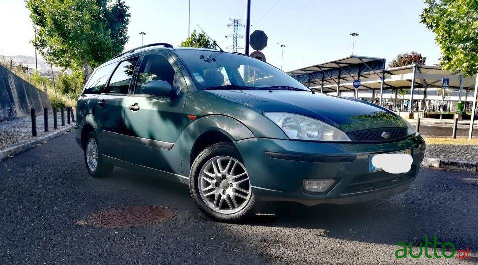 2003' Ford Focus Sw photo #1