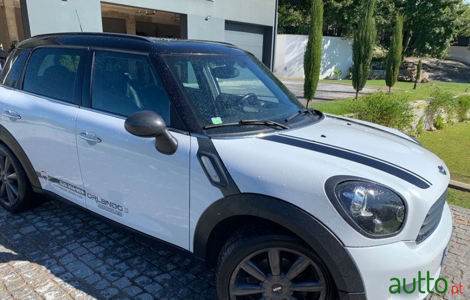 2012' MINI Countryman photo #3