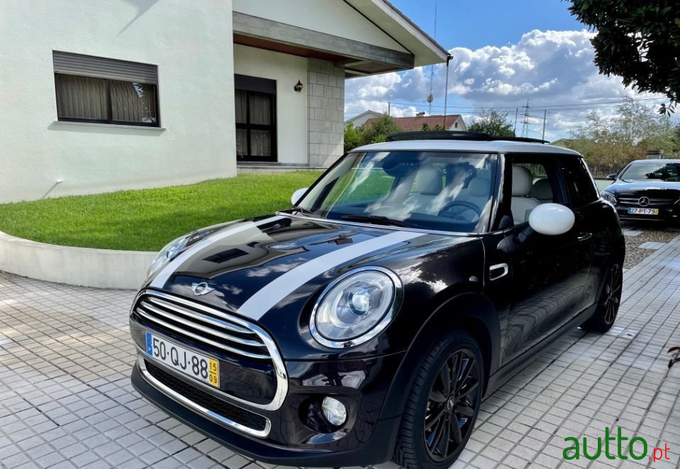 2015' MINI Cooper photo #1