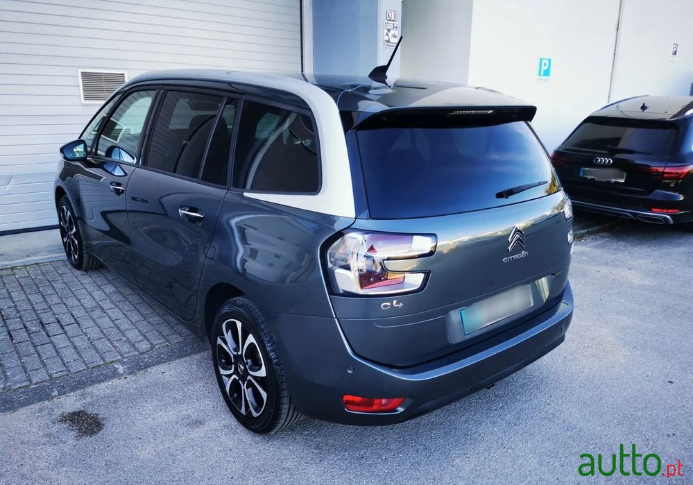 2018' Citroen C4 Grand Picasso photo #4