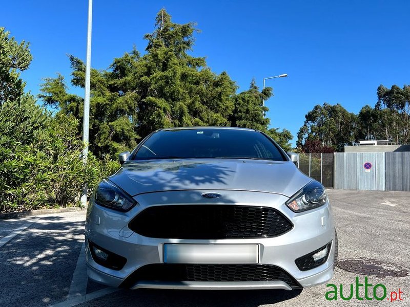 2018' Ford Focus photo #2