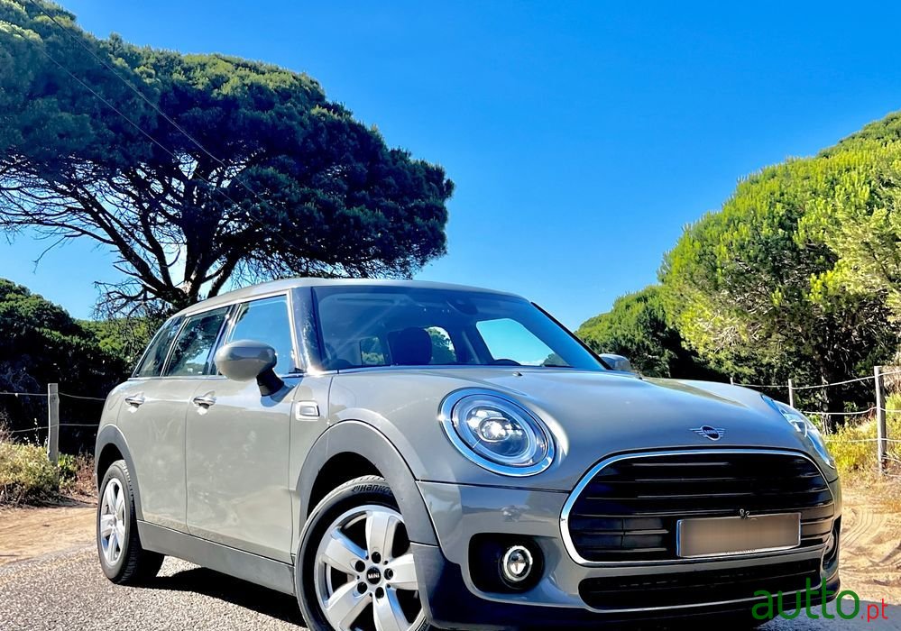 2020' MINI Clubman One D photo #1